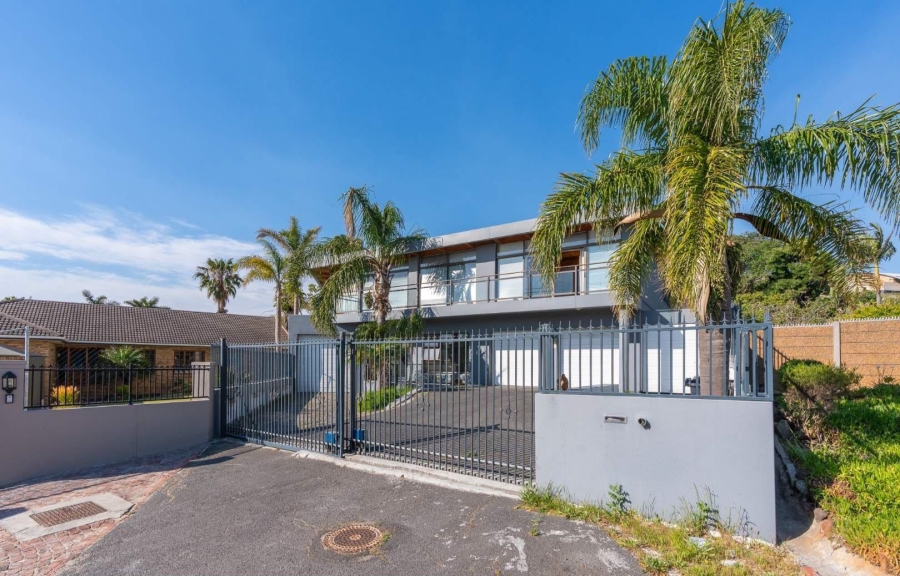 6 Bedroom Property for Sale in Welgelegen Western Cape